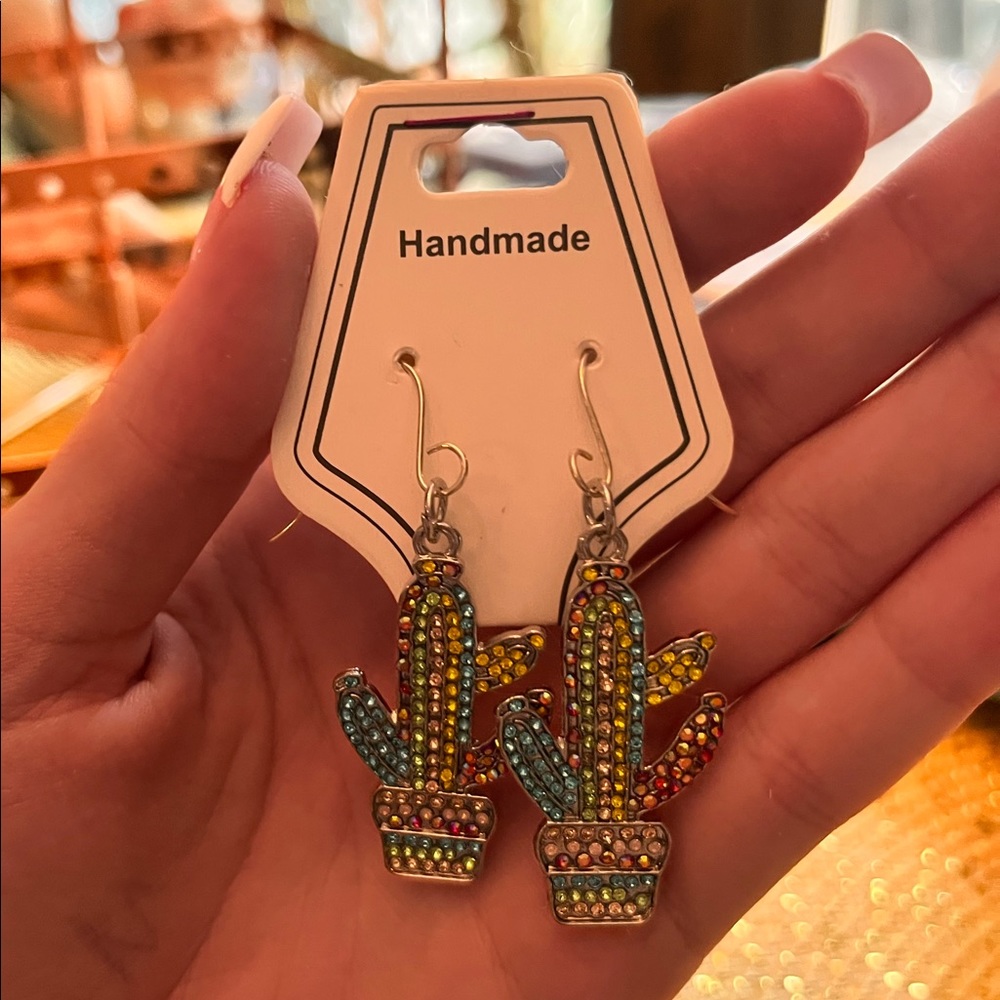 Southern Chic Dangle Earrings